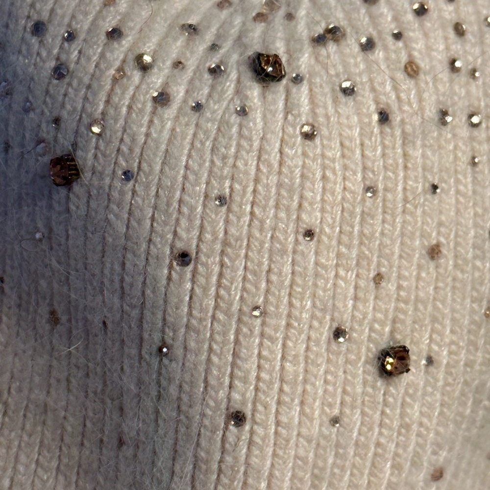 FURLUX Quebec: Wool+Cashmere Rhinestone Beanie - Picture 2 of 3